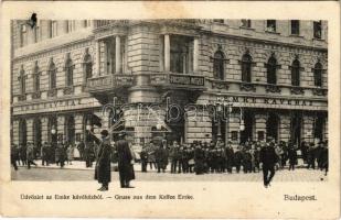 1907 Budapest VII. Emke Kávéház a Rákóczi úton, Bonyhárd M. fogorvosi intézete valószínű az orvossal az erkélyen, forgalomirányító rendőrök (fl)