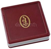 1993. "Bizományi Kereskedőház és Záloghitel Rt - Mária Terézia alapította az első magyar zálogh...