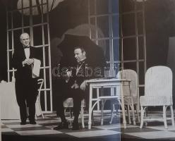 Book of Days. (Marton László számára dedikált jubileumi album.)
(Dublin, 2003. The Abbey Theatre.) ...