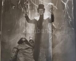 Book of Days. (Marton László számára dedikált jubileumi album.)
(Dublin, 2003. The Abbey Theatre.) ...