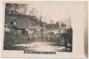 1918 Naszód, Nasaud; Abschied von Új-Naszód / német katonák búcsúja / WWI German military, soldiers farewell. photo (vágott / cut)