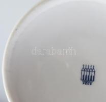 4 darab Aquincum + 2 darab Zsolnay népi mintás bögre. Jelzett, m: 8 cm