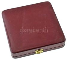 Kiss Kovács Gyula (1922-1984) 1978. "Budapest Főváros Tanácsa Madzsar József díja" jelzetl...