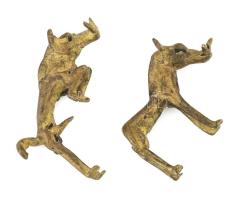 Párzó vaddisznók, afrikai viaszöntött bronz figura pár, h: 7 cm