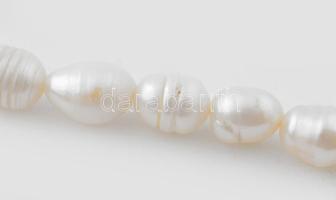 Tenyésztett gyöngy nyaklánc, h: 43 cm