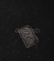 Csánk Rottmann Elemér (1897-1969) építészmérnök kipája, bársony, belül tulajdoni jelzéssel és később...