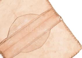 Kígyóbőr pénztárca, kopásokkal, 10×15 cm