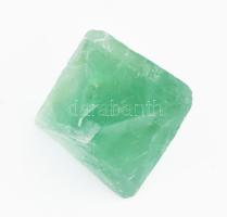 Zöld fluorit oktaéder kristály