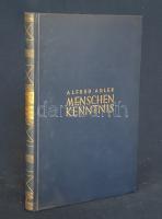 Adler, Alfred: Menschenkenntnis. [Lipcse] Leipzig, 1929. Verlag von S. Hirzel (Druck vom Bibliographischen Institut). VII + [1] + 230 + [2] p.  Alfred Adler (1870-1937) osztrák pszichiáter, a freudi elmélettől elforduló, az embert elsősorban társadalmi lényként értelmező mélylélektani irányzat, az individuálpszichológia kidolgozója, ezzel párhuzamosan pedig az egó felsőbbrendűségi törekvései kudarcából eredő kisebbségi komplexus, illetve a Napóleon-komplexus fogalmának megalkotója. Alapozó, bevezető műve eredeti nyelven először 1927-ben jelent meg, példányunk a negyedik, javított kiadásból való. Az adleri alapmű 1933-ban jelent meg magyarul, ,,Emberismeret: gyakorlati individuálpszichológia&quot; címen.  Aranyozott kiadói egészvászon kötésben. Jó példány.