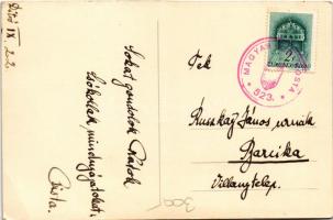 1940 Gyergyószentmiklós, Gheorgheni; Honvédeink bevonulása, országzászló. Foto Ambrus / entry of the...