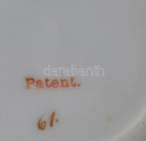 cca 1890 Carl Knoll Carlsbad 4 darab antik csésze alátéttel. Egyik darab jelzett, közte sérüléssel, ...