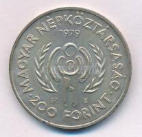 1979. 200Ft Ag "Nemzetközi gyermekév" T:BU patina Adamo EM57