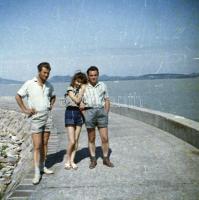 cca 1940 és 1999 között készült, negatív filmek nagy, vegyes tétele sokféle témáról (hagyományőrző n...