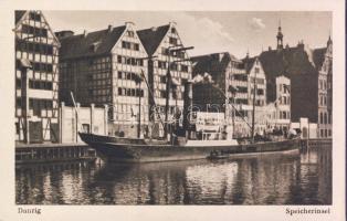 Gdansk with steamship