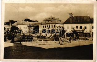 1944 Dés, Dej; Piac tér, gyógyszertár / square, pharmacy