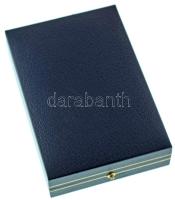 2006. A Magyar Pénzverő és a Münze Österreich közös kiadványa: "1916. Ausztria-Magyarország&quo...