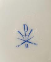 Herendi virágmintás váza. Jelzett, hibátlan, m: 15,5 cm