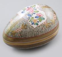 Herendi Cubash mintás tojás alakú bonbonier. Jelzett, minimális kopással, h: 14 cm