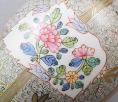 Herendi Cubash mintás tojás alakú bonbonier. Jelzett, minimális kopással, h: 14 cm