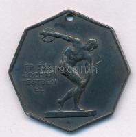 1903. "Kassai Atletikai Club 1903 / Ép ész edzett testben él" jelzett Ag sport emlékérem, ...