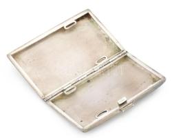 Ezüst(Ag) cifarettatárca, jelzett, 8,5×5 cm, nettó: 71,1 g