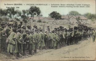 Military WWI 1914-15 Russian infantry waiting for the attack order (EB)