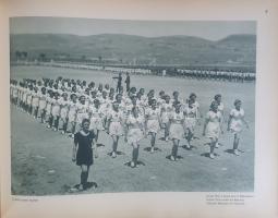 Fotografla Türkiye. La Turquie en image. Turkey in Pictures. Die Türkei im Bild. [Törökország fotóal...