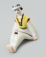 Lengyel ülő porcelán figura. Jelzett, hibátlan, 10x11 cm