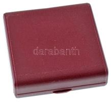 Fritz Mihály (1947-) 1994. "125 éves Pick Szeged" kétoldalas bronz emlékérem sérült tokban...