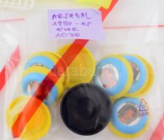 Retro gombfoci csapatok 90-es évekből, hiányokkal + gombfoci kapuk