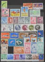 Főleg bélyegzett Sport motívum gyűjtemény 16 lapos Philux berakóban, benne több száz darab bélyeg te...