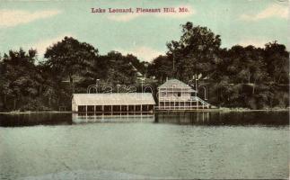 Pleasant Hill, Missouri Lake Leonard with hut
