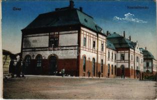 Csap, Cop, Chop; Vasútállomás. Vasúti levelezőlapárusítás 8834. / railway station (EK)