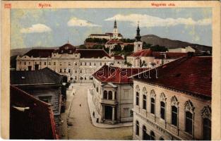 1913 Nyitra, Nitra; Megyeház utca, Nyitrai Hitelbank, Püspöki vár. Huszár István kiadása / street, bank, bishop&#039;s castle (EB)