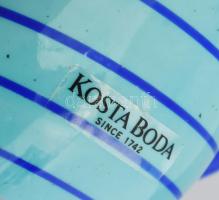 Kosta Boda tejszínkiöntő, jelzett, számozott, leírással, dobozban, m: 7 cm