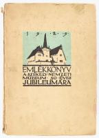 Emlékkönyv a Székely Nemzeti Múzeum ötvenéves jubileumára. Szerk.: Csutak Vilmos. Sepsiszentgyörgy, 1929, Székely Nemzeti Múzeum,(Kolozsvár, Minerva-ny.), 1 t. +780+4 p.+6 t. +1 (kihajtható térkép) t. Szövegközti illusztrációkkal. Kiadói papírkötés, kopott, kissé foltos borítóval, sérült gerinccel, régi könyvtári példány, foltos lapélekkel.