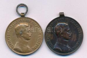 1917. &quot;Károly Bronz Vitézségi Érem&quot; bronz kitüntetés mellszalag nélkül. Szign.: Kautsch (2db, az egyik öntött) T:XF,VF Hungary 1917. &quot;Bronze Gallantry Medal&quot; bronze decoration without ribbon. Sign.: Kautsch (2pcs, one is cast) C:XF,VF NMK.: 310.