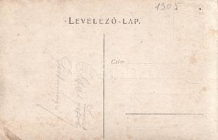 Oldal István (1828-1916) nagybecskereki festő és fotográfus műtermében álló, cilinderes fényképe, am...