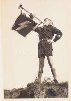 Axel von Graefe: Jungvolk im Lager. Berlin,én., Verlag Junge Generation. Német nyelven. Gazdag feket...