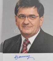 14 db, főként politikusokat ábrázoló fotó, aláírásokkal (Baráth Etele, Csizmár Gábor, Fodor Gábor, H...