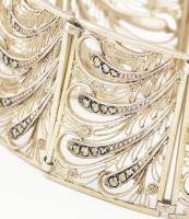 filigrán ezüst (Ag) karkötő, markazit kövekkel, jelzett bruttó: 34g