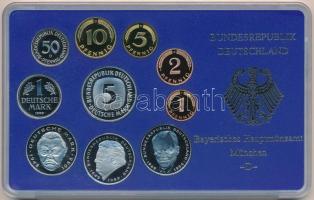 NSZK 1999D 1pf-5M (10xklf) forgalmi sor műanyag dísztokban, külső karton tokkal T:PP 
FRG 1999D 1 P...