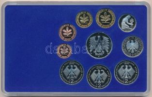 NSZK 2000D 1pf-5M (10xklf) forgalmi sor műanyag dísztokban, külső karton tokkal T:PP 
FRG 2000D 1 P...