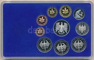 NSZK 2000J 1pf-5M (10xklf) forgalmi sor műanyag dísztokban, külső karton tokkal T:PP 
FRG 2000J 1 P...