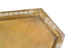 Szecessziós ezüstözött alpakka teaszervírozó szett: tálca, kiöntő, cukortartó. Jelzett, kopással. Cs...