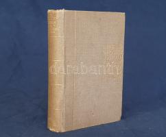 Hearn, Lafcadio:  In Ghostly Japan. London, 1906. Kegan Paul, Trench, Trübner &amp; Co. Ltd. (The University Press, Cambridge, Massachusetts). 1 t. (hártyapapírral védett címkép) + [8] + 241 + [1] p. + 3 t. A görög és ír felmenőkkel rendelkező Lafcadio Hearn (1850-1904) írországi gyermekkor és francia tanulóévek után az Egyesült Államokban vállalt újságírói állást. A számos nyelvet elsajátító Hearn műfordítóként és újságíróként egyaránt dolgozott, élete 1890-től kötődik Japánhoz. Tokiói angol nyelvtanári állása mellett elmélyedt a japán néprajzban, különösen annak kísértettörténetekben gazdag mondavilágában; Lafcadio Hearn az elsők egyike, aki helyben élve közvetíteni tudta Japán gazdag kultúráját a Nyugat számára. Rövidebb esszékből álló kötetében a tradicionális japán életmód számos aspektusát mutatja be nyugati olvasóközönségének. A munka első kiadása 1899-ben jelent meg. Aranyozott kiadói egészvászon kötésben, felül aranyozott festésű lapszélekkel.