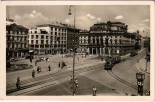 ~1950 Pozsony, Pressburg, Bratislava; Hviezdoslavovo nám., Slov. národné divadlo / színház, villamosok, üzletek, Tatra bank / theatre, trams, shops, bank