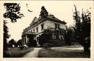 1955 Zebegény, Dőry kastély. photo