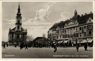 Kecskemét, Szabadság tér, római katolikus templom, bank (Rb)