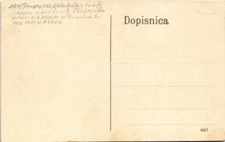 Abbazia, Opatija; Hotel Union szálloda, étterem és kávéház, belső vendégekkel és pincérekkel, pincér...